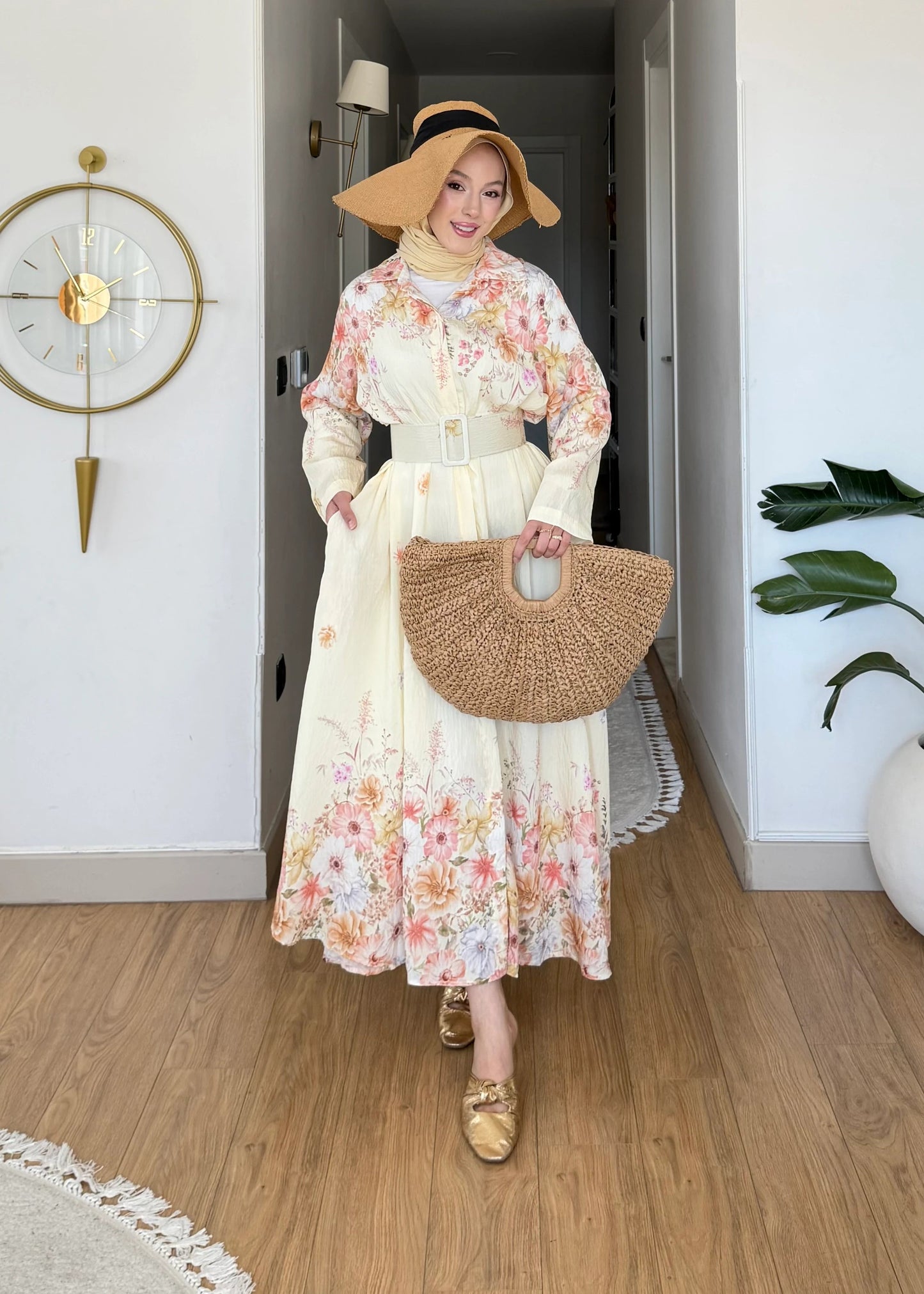 Robe Jaune avec Ceinture