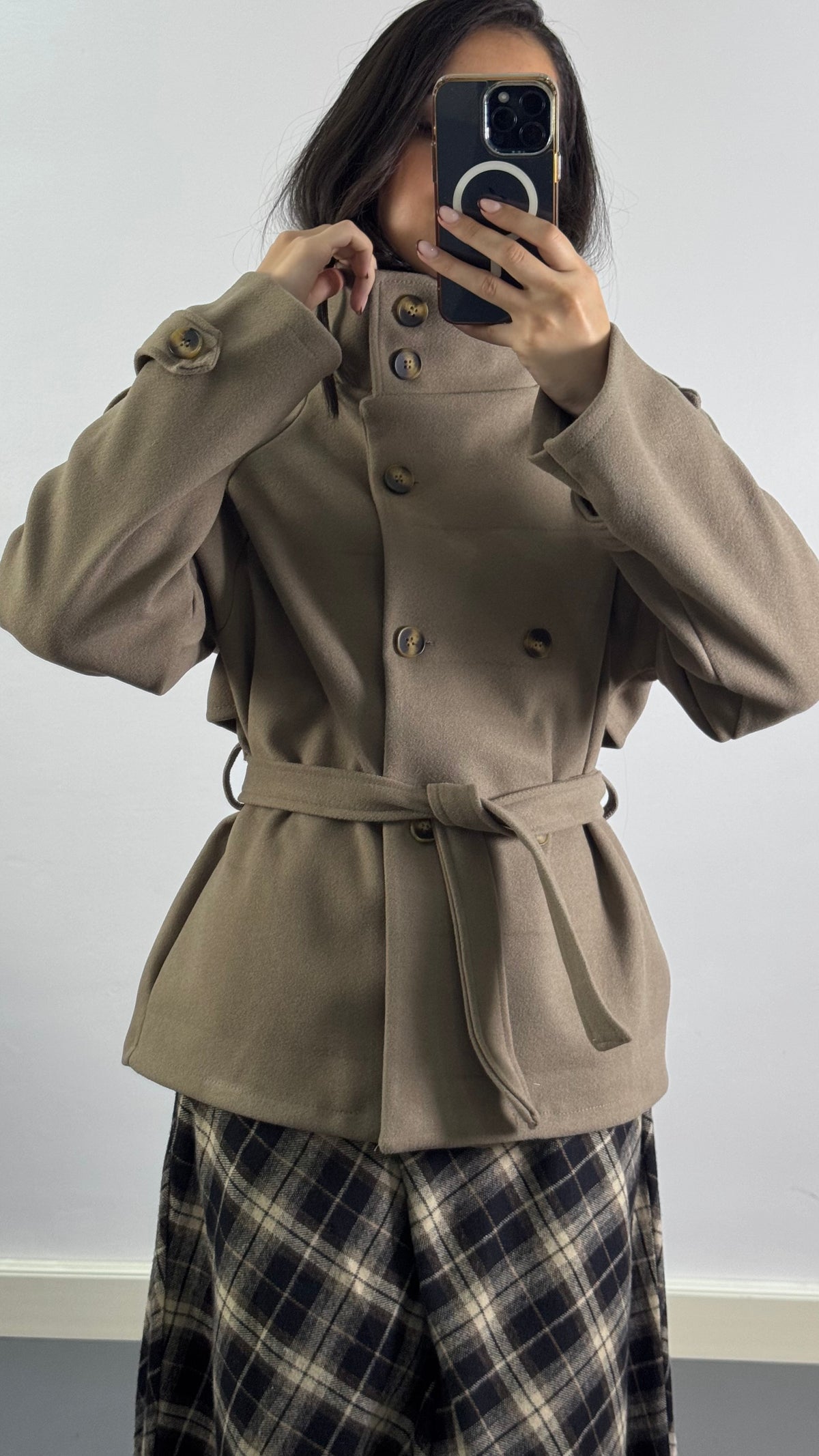 Trench court |Taupe