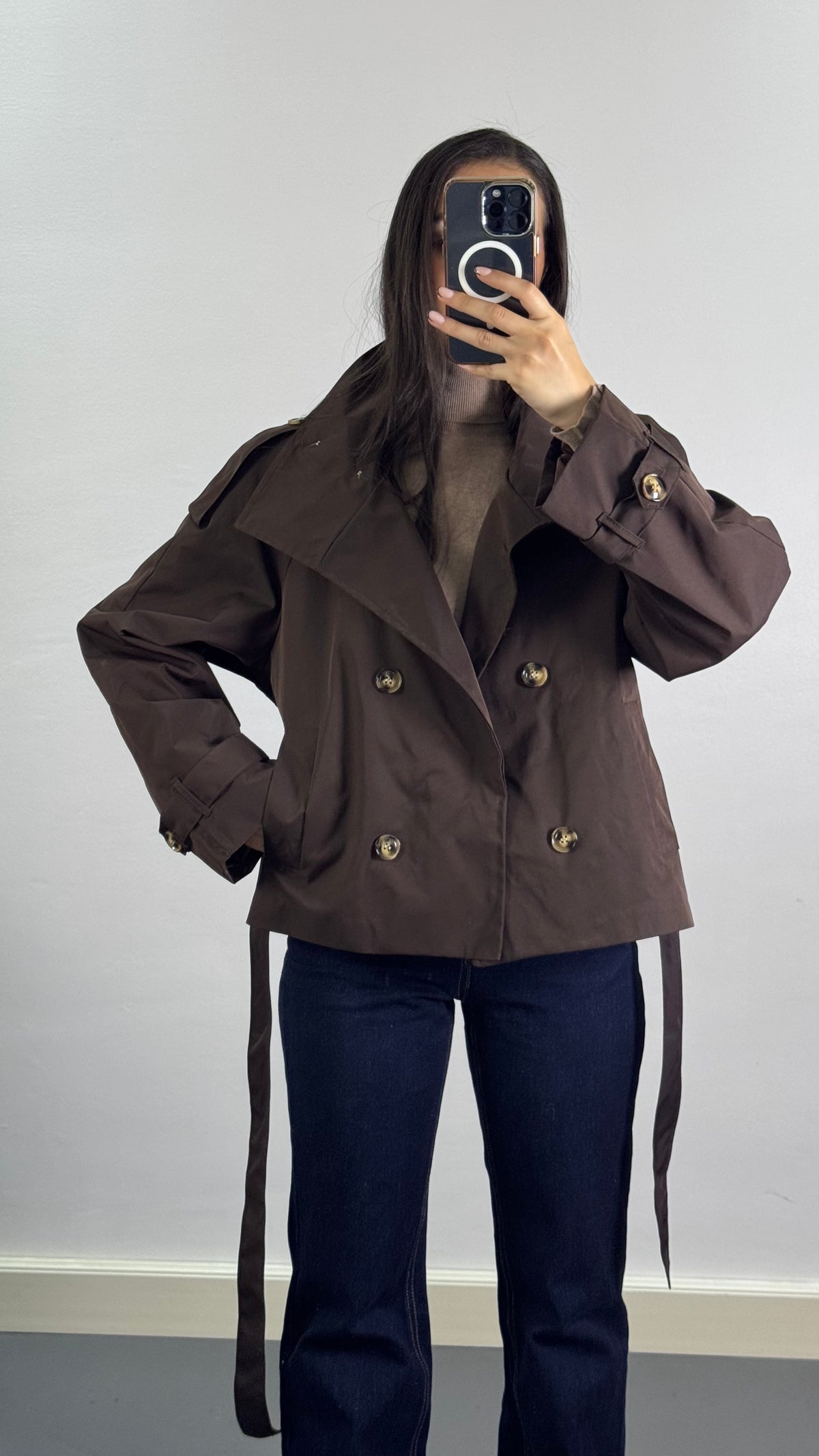 Trench court |Marron