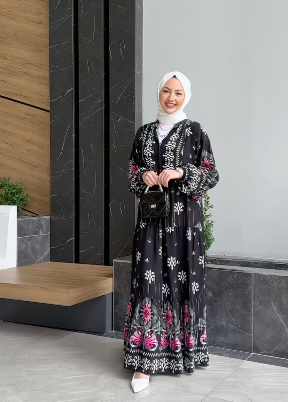 Robe Ronisa