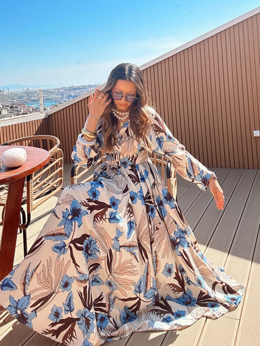 Robe à fleurs bleues avec Ceinture
