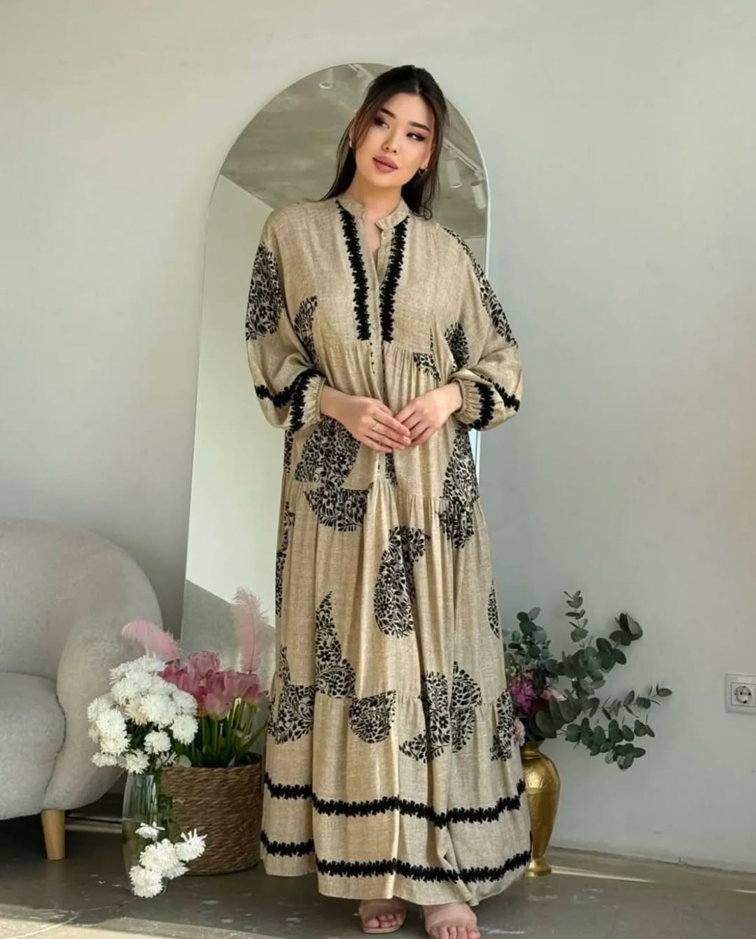 Robe Beige et Noir